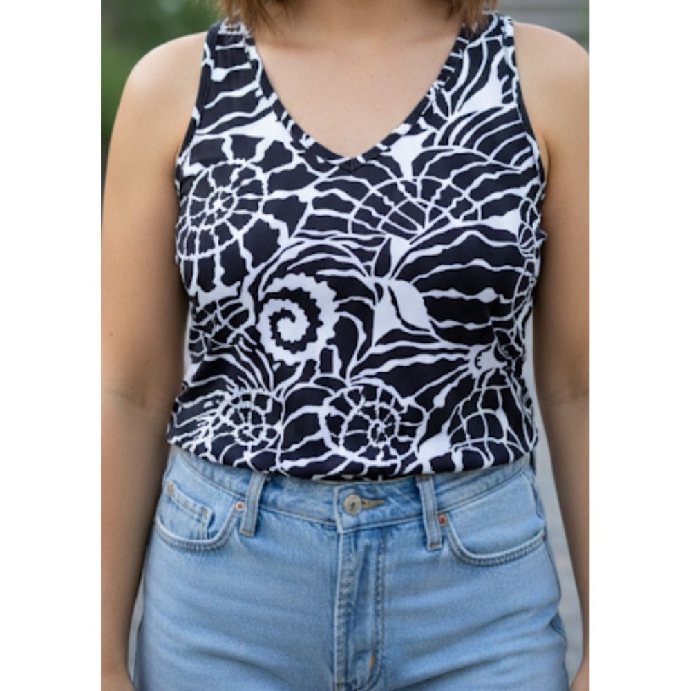 CECE Pullover V-Neck TANK Size S Color JBS NAVY Style C734218W